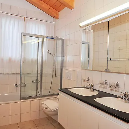 Sleeps 6 Wifi 아파트
